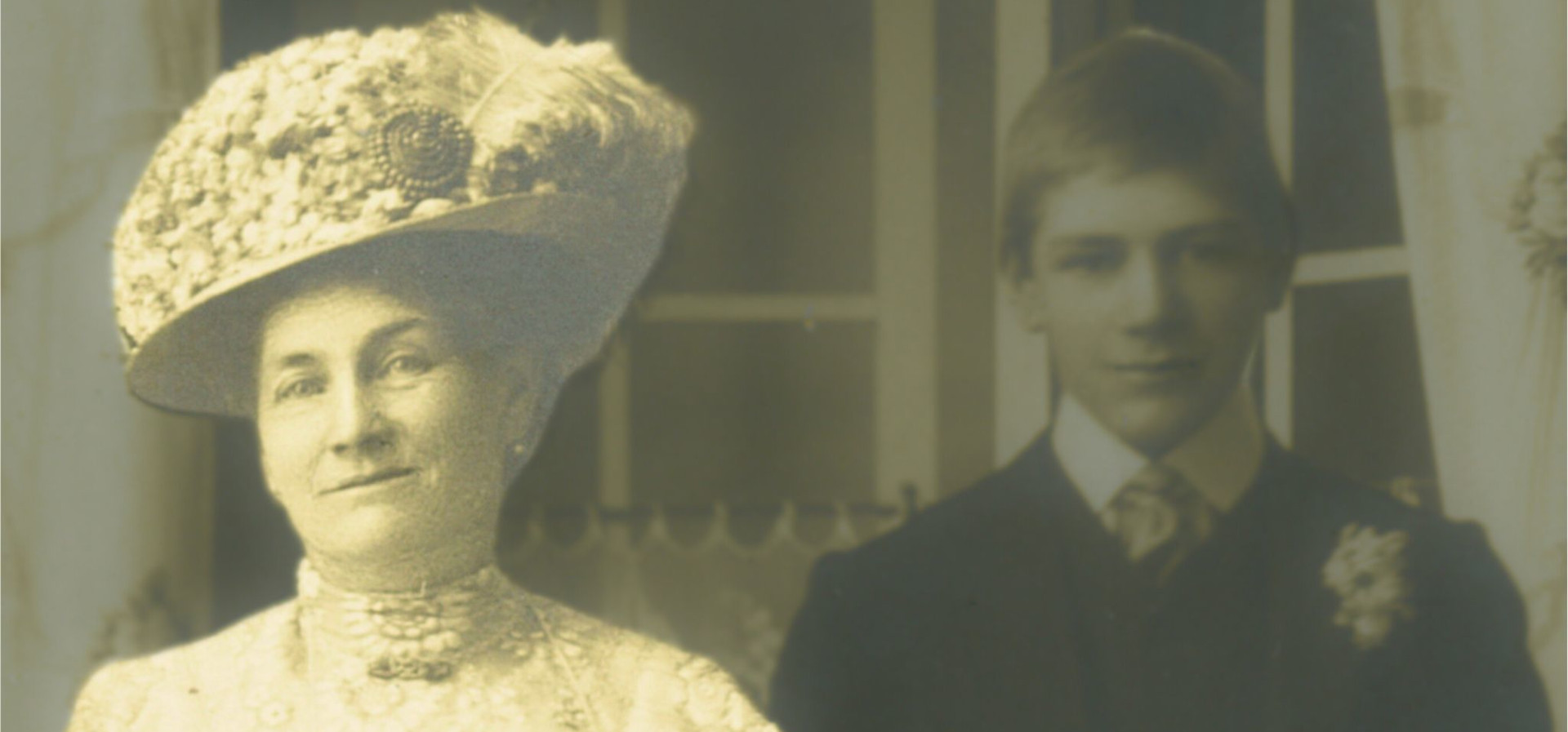 Emma and Leslie Robins